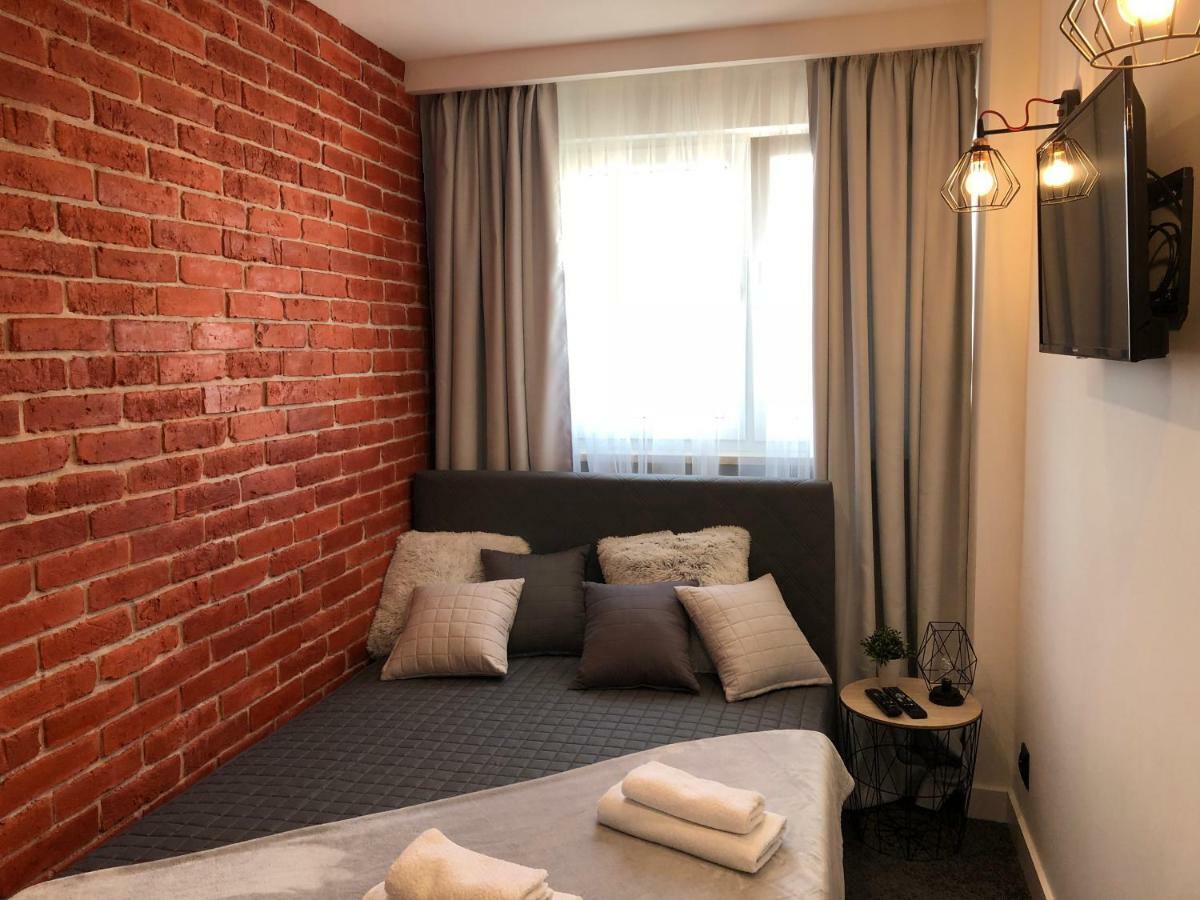 Family & Business Sauna Apartments Rynek Centrum Downtown - 2 Bedroom With Private Sauna, Balcony, Parking Kielce Extérieur photo