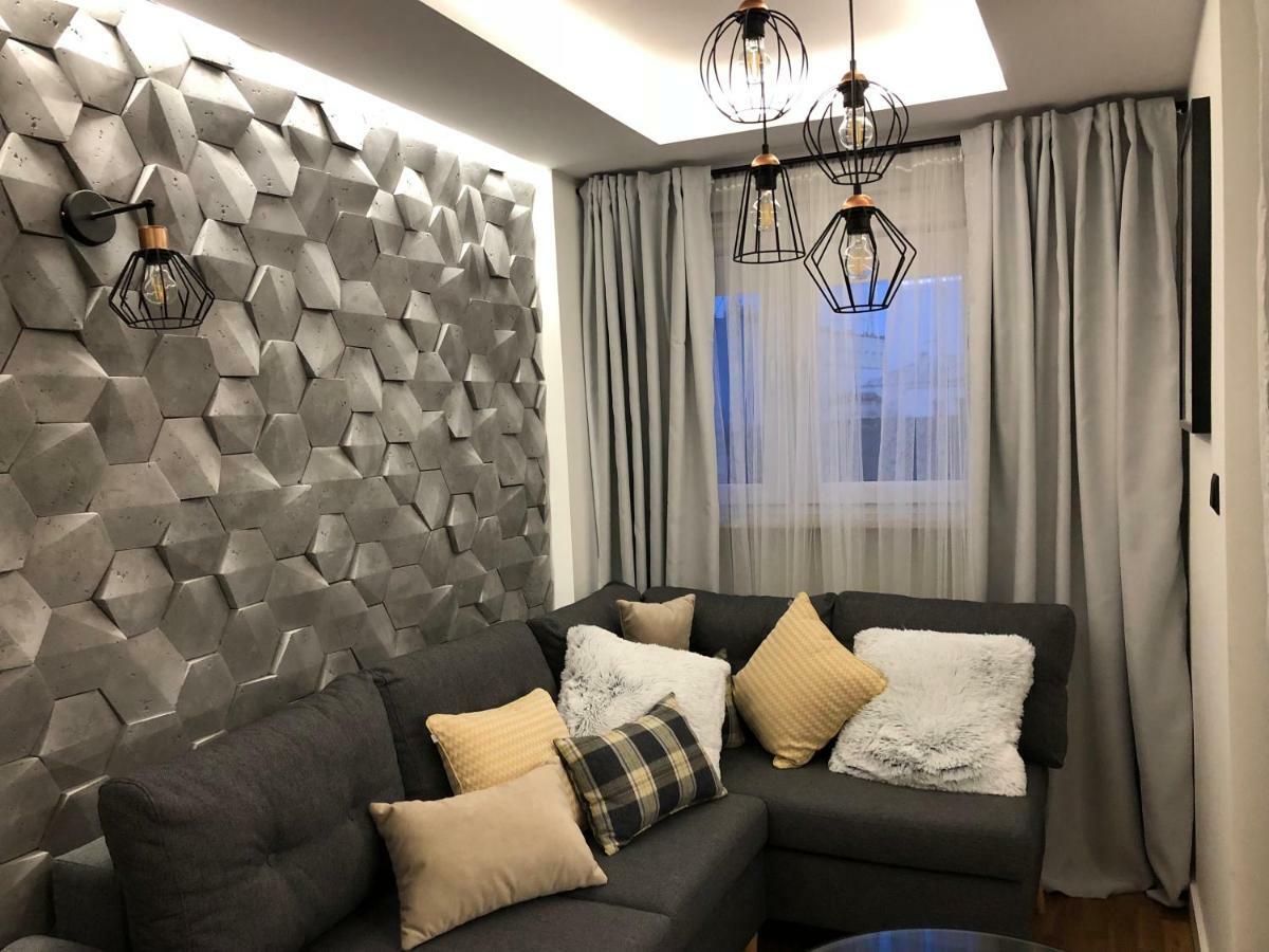 Family & Business Sauna Apartments Rynek Centrum Downtown - 2 Bedroom With Private Sauna, Balcony, Parking Kielce Extérieur photo