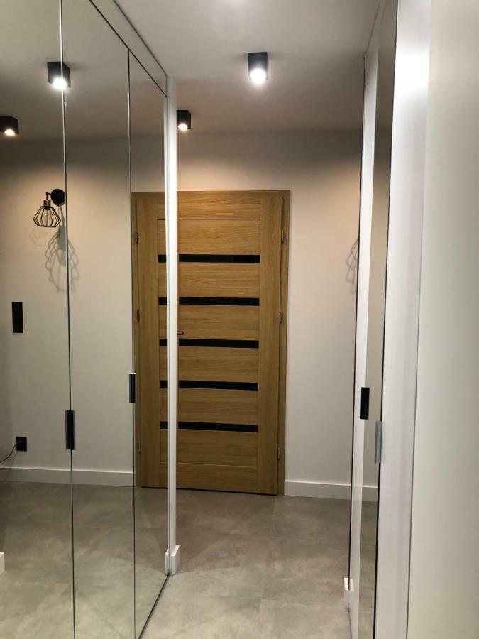 Family & Business Sauna Apartments Rynek Centrum Downtown - 2 Bedroom With Private Sauna, Balcony, Parking Kielce Extérieur photo